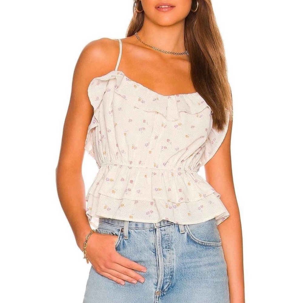 Gorgeous NWT Line and Dot Top💗